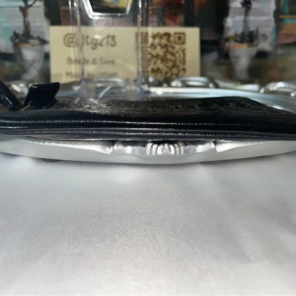 Coach Poppy Y2K Graffiti Script Leather Wristlet / Small Zip Pouch - Picture 3 of 10